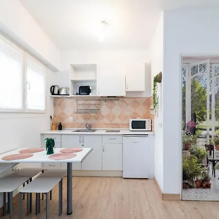 Apartment Apto En Centro Con Parking Opcional Granada
